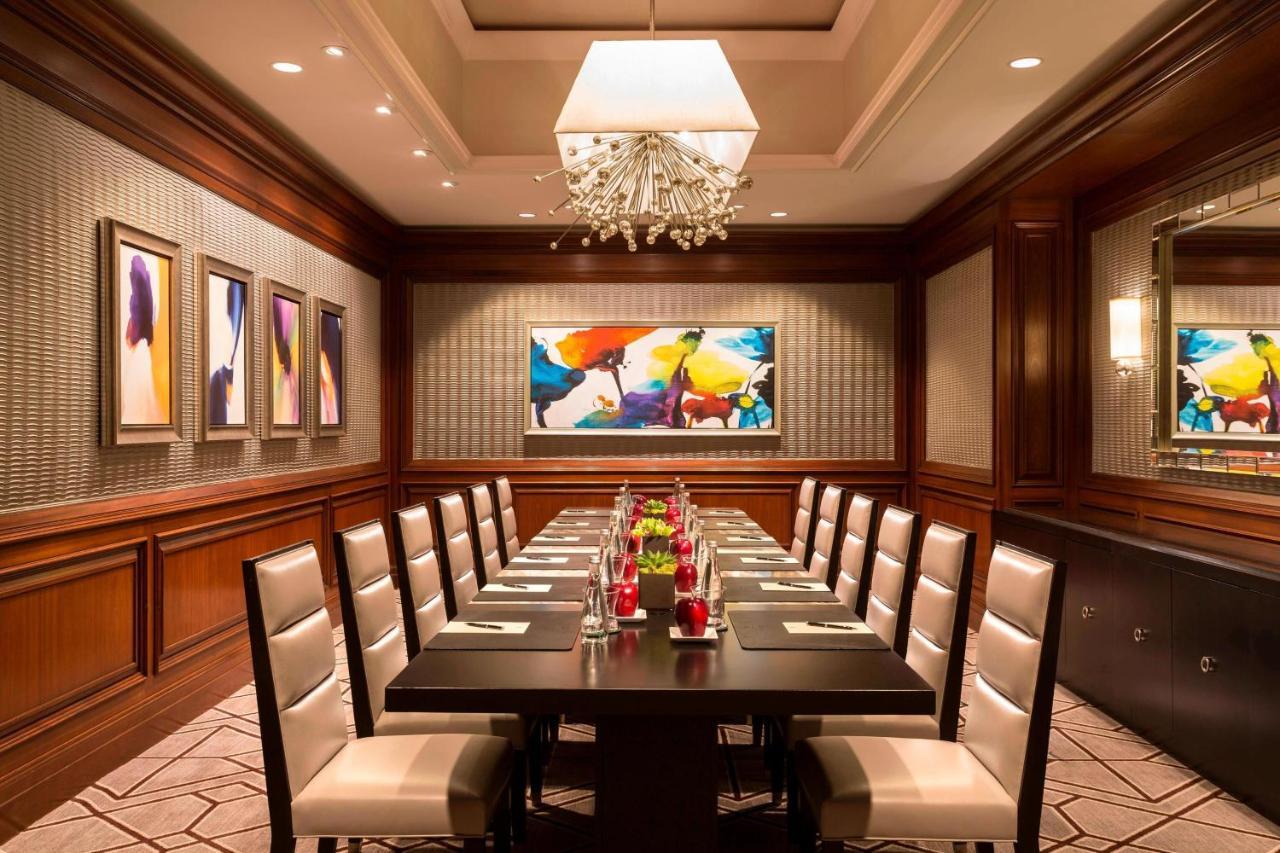 Hotel The Ritz-Carlton, Tysons Corner Exterior foto